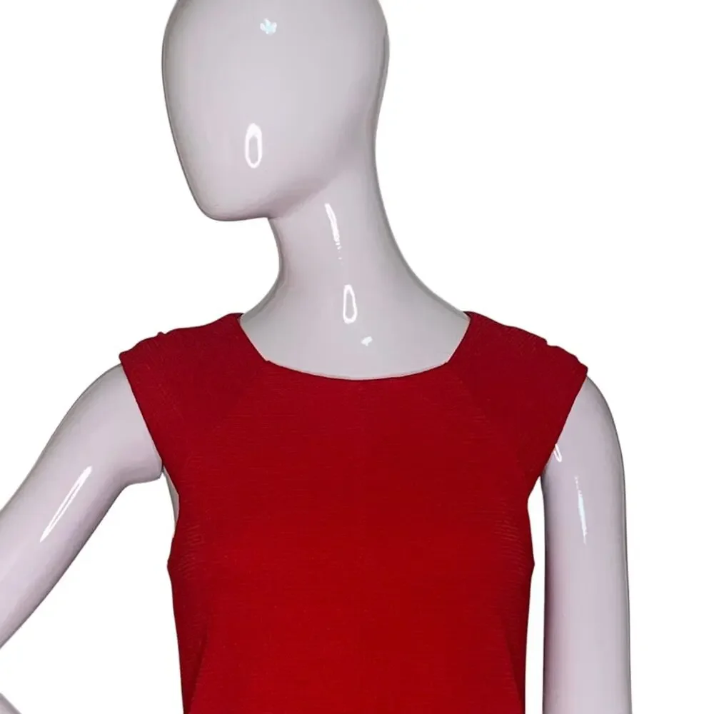 Everly Dress Sleeveless Red Full Lining No Pockets Pullover Size S